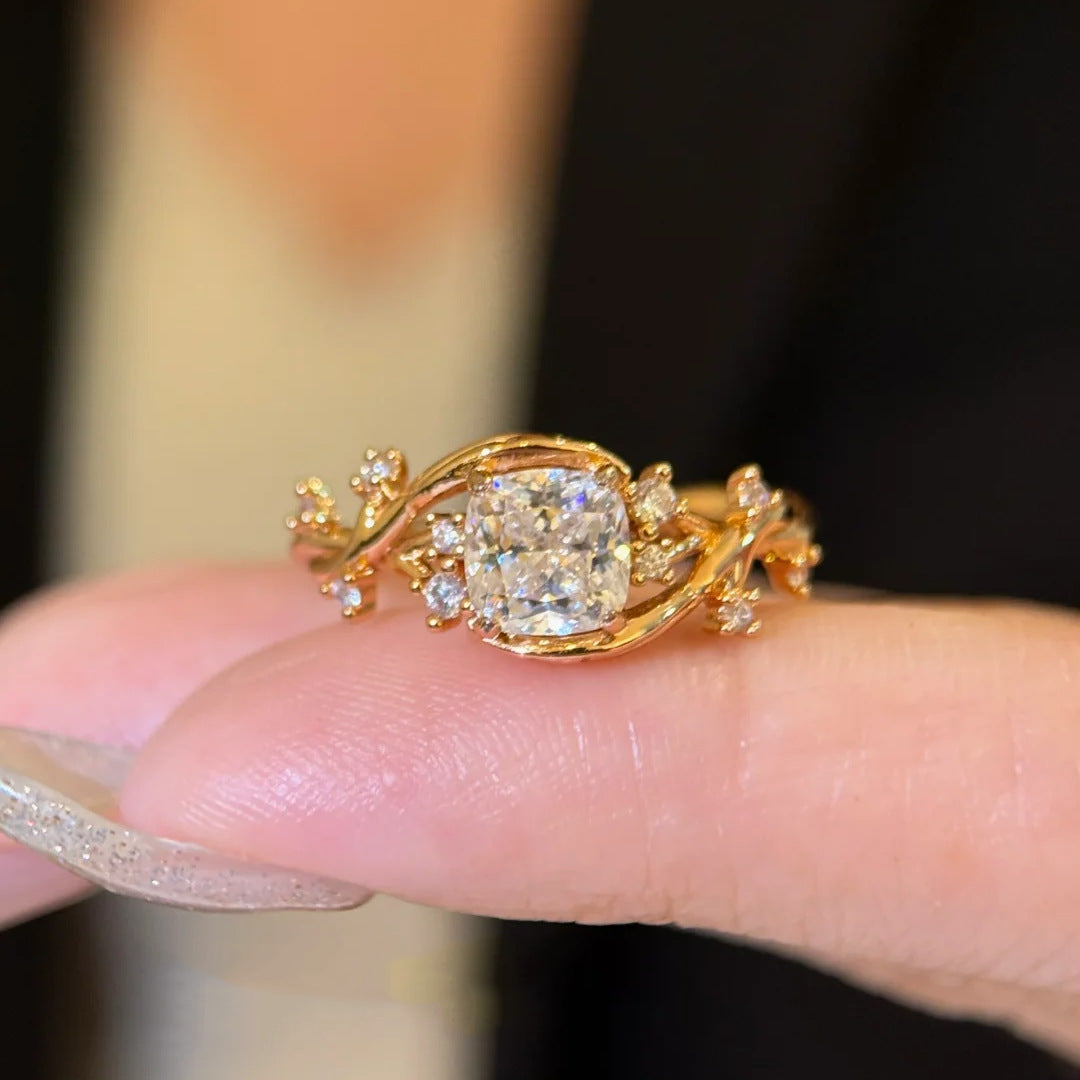 Rebekah Vine Bloom Ring [VHOY1P1F]
