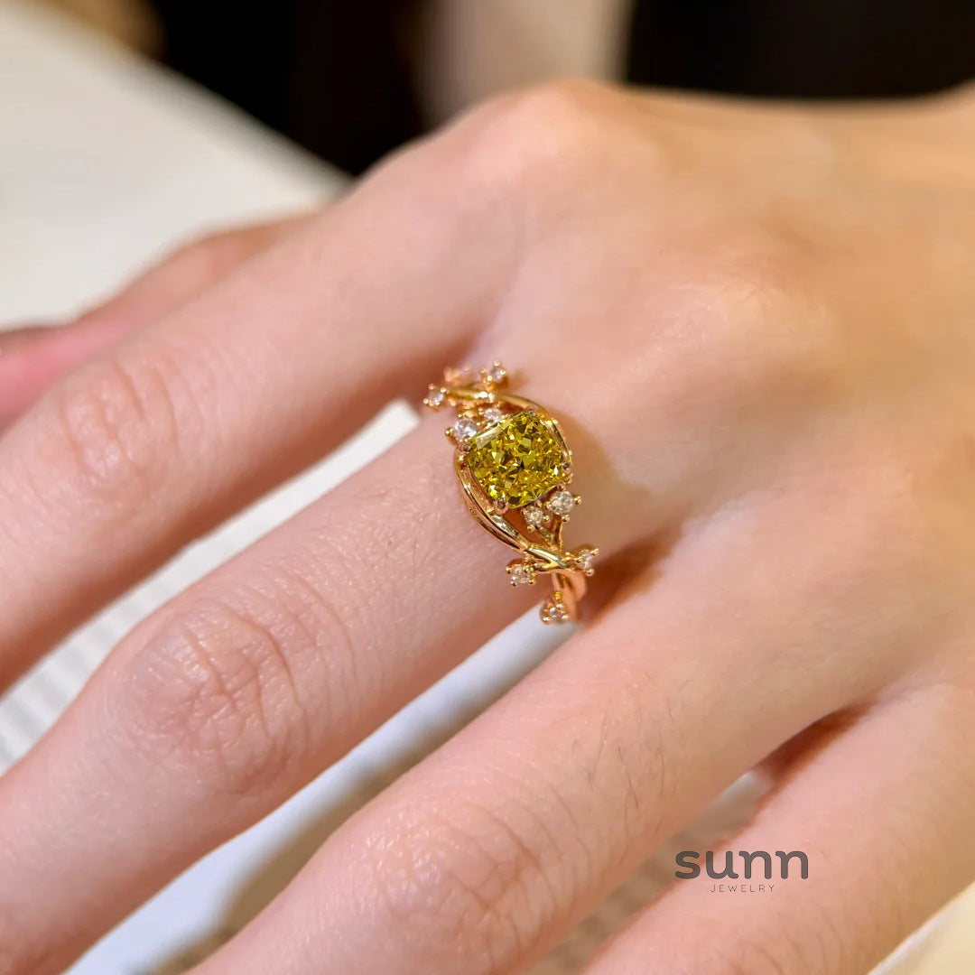 Rebekah Vine Bloom Ring [1TO6XJJD]