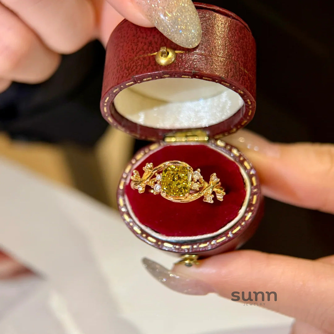 Rebekah Vine Bloom Ring [H4AJOG1E]