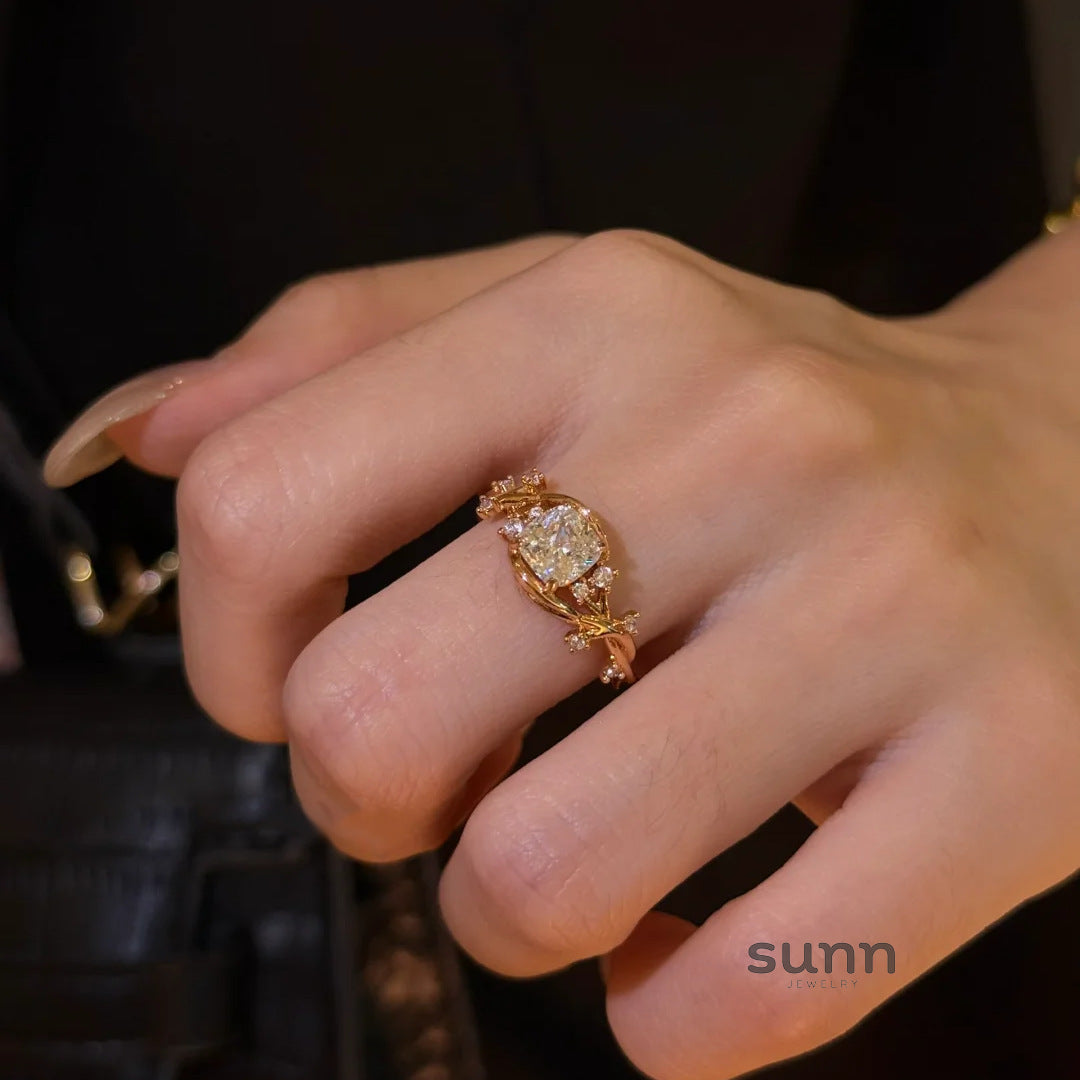Rebekah Vine Bloom Ring [KP4WA4H5]