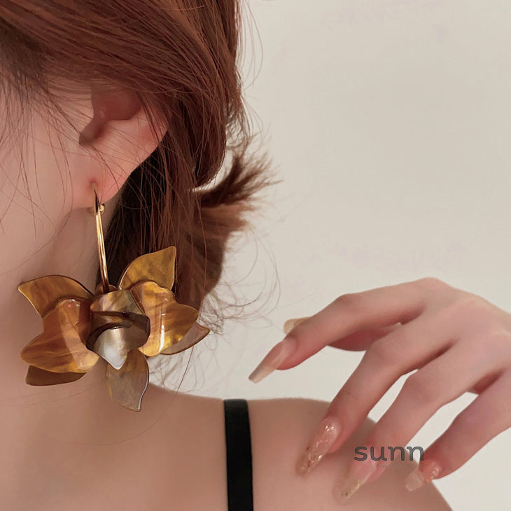 Rebel Retro Bloom Earrings [HH98GDQ3]