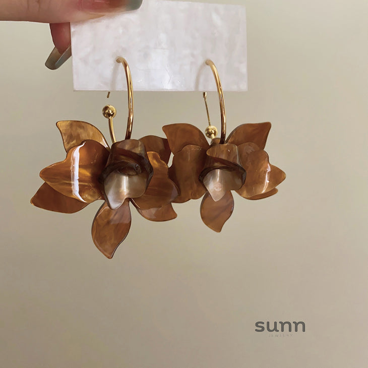 Rebel Retro Bloom Earrings [GR1NVWA4]