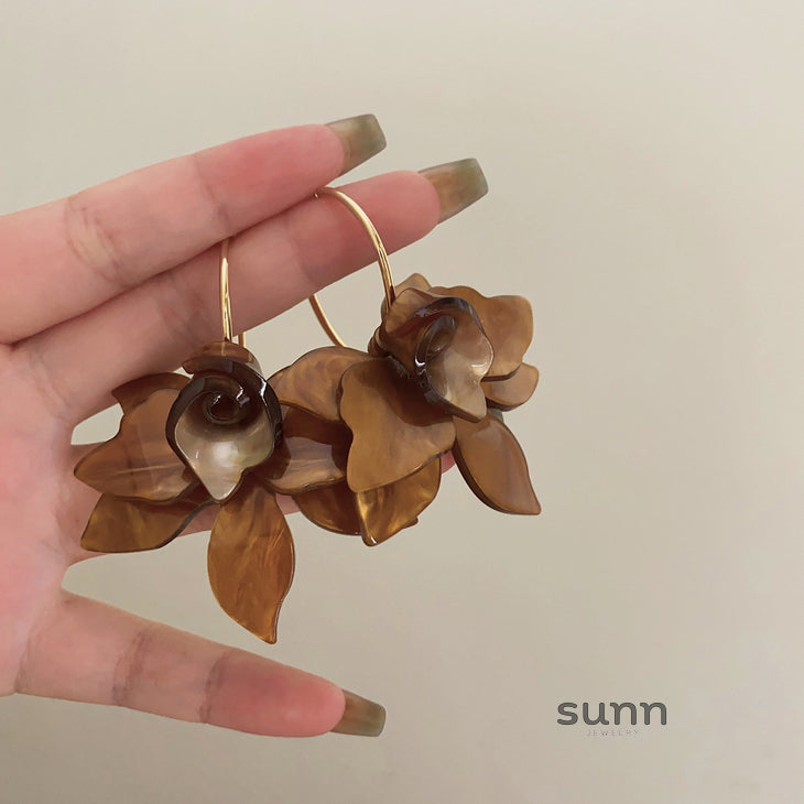 Rebel Retro Bloom Earrings [UM6G1YRS]