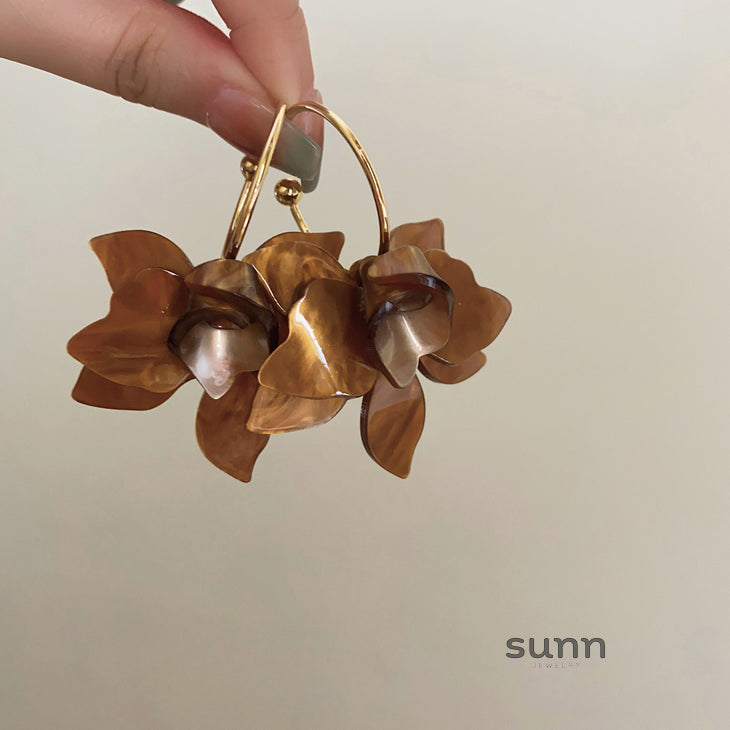 Rebel Retro Bloom Earrings [46XBHW7D]