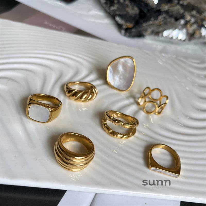 Reighlynn Vintage Gold Rings