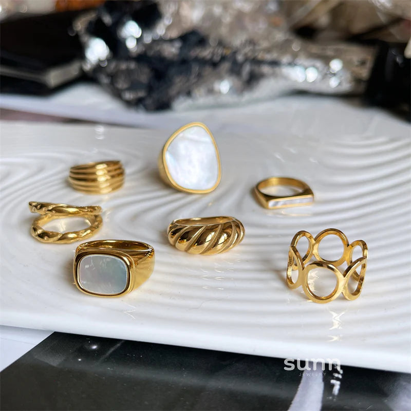 Reighlynn Vintage Gold Rings
