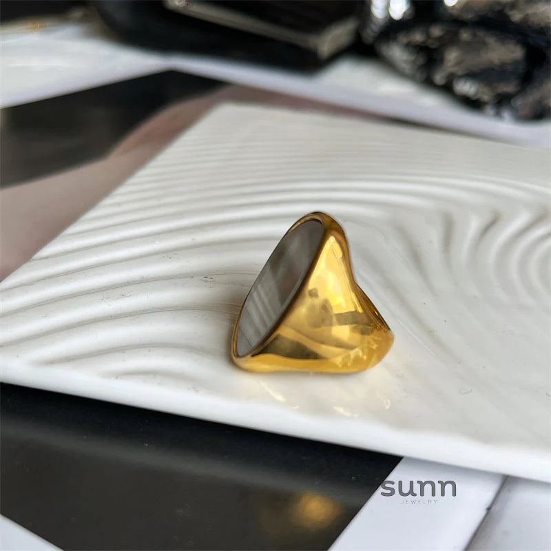Reighlynn Vintage Gold Rings