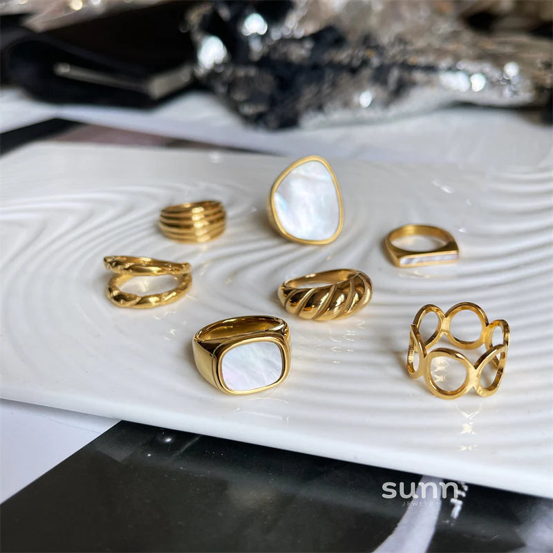 Reighlynn Vintage Gold Rings