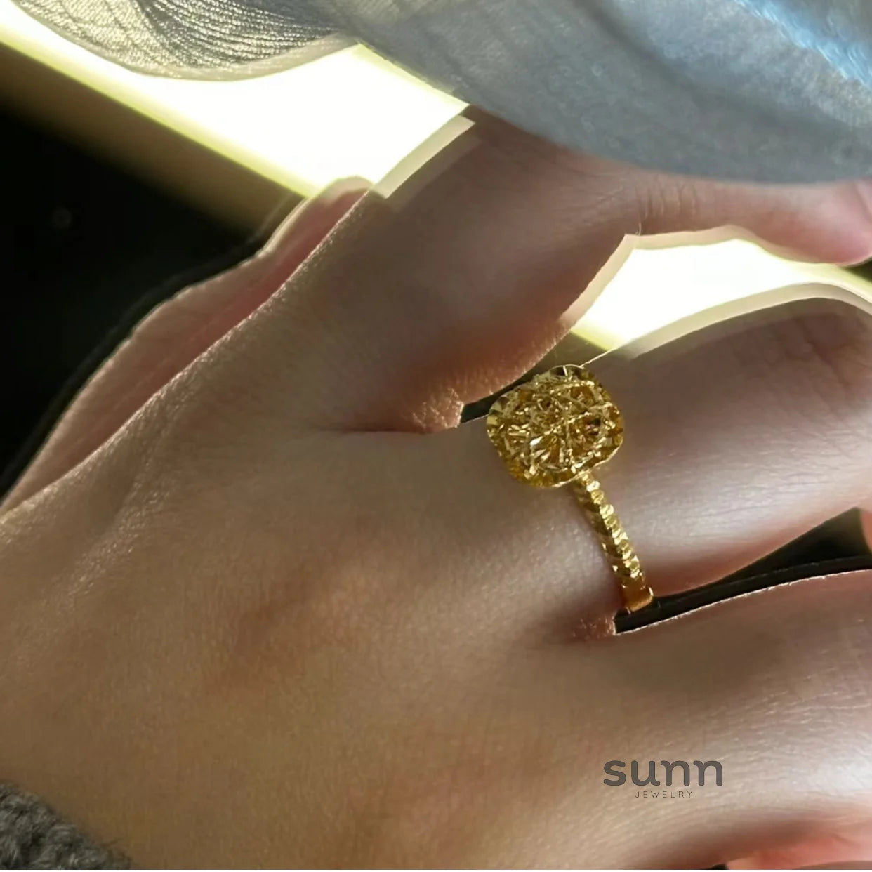 Reign Dainty Star Zircon Ring