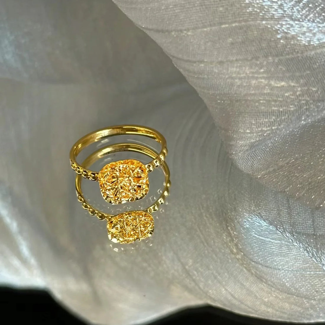 Reign Dainty Star Zircon Ring