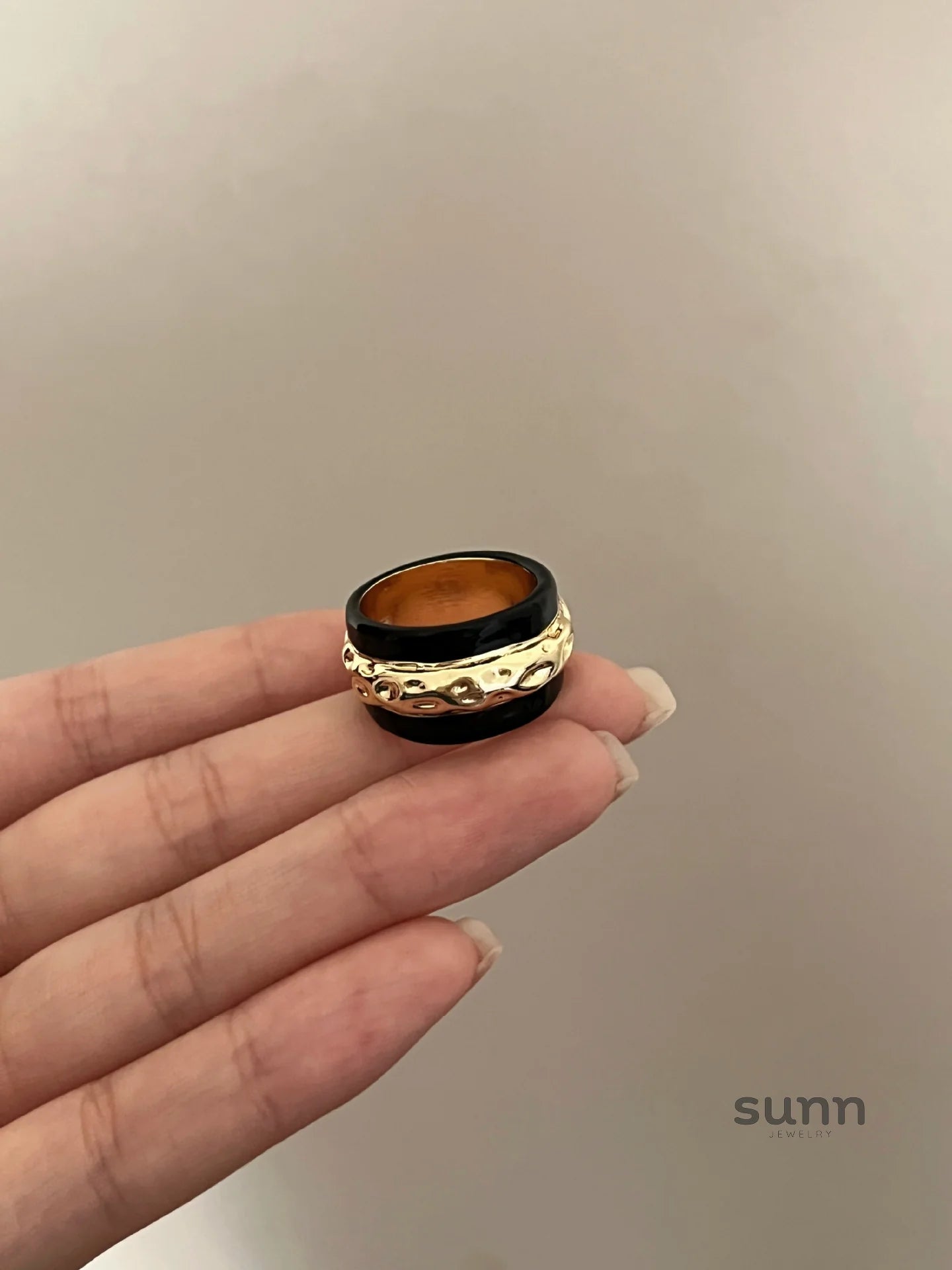Reign Lava Serpent Ring