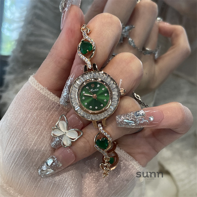 Renatta Petite Bracelet Watch [2EILU9IJ]