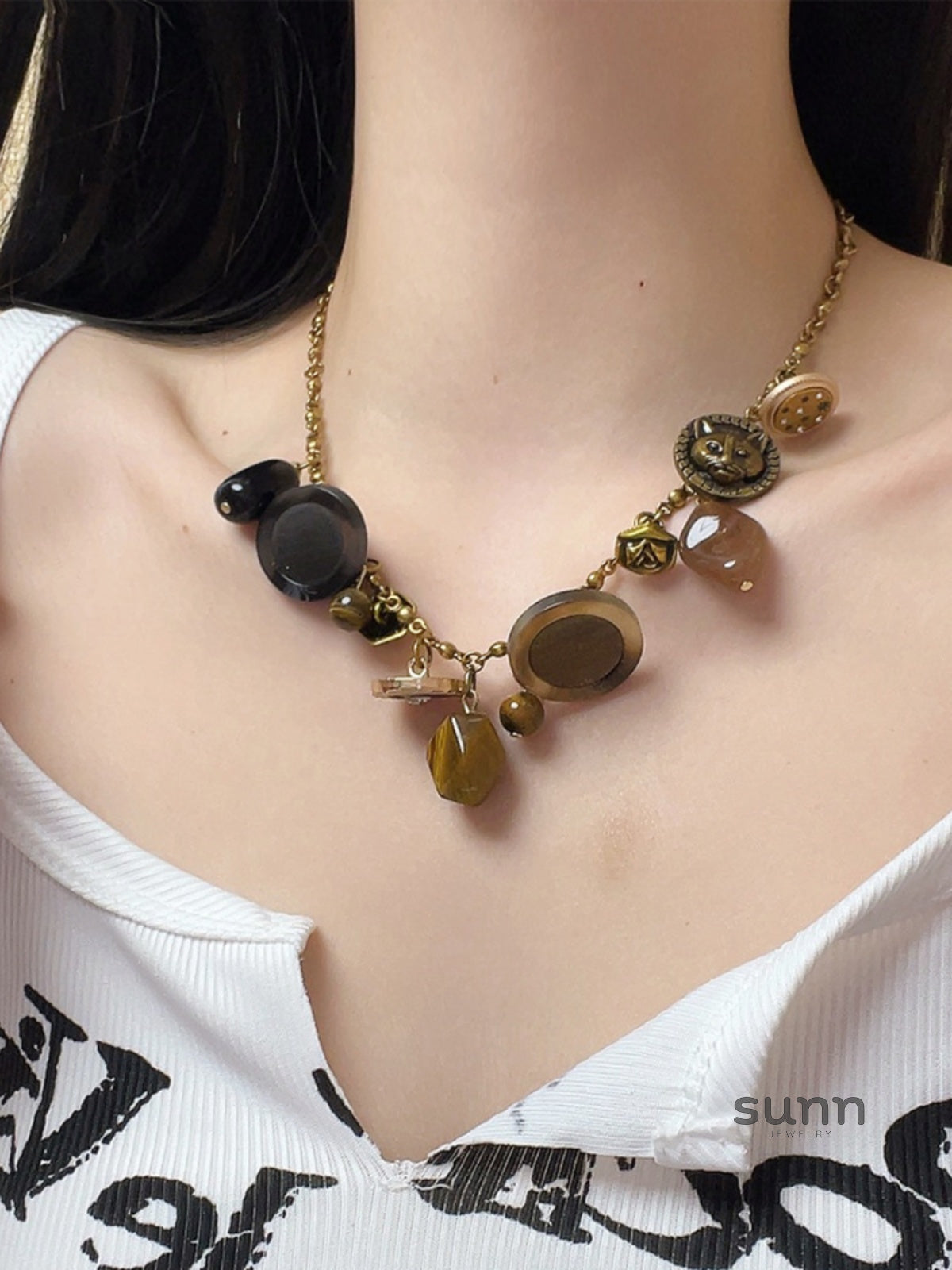 Reyah Tiger Eye Brass Necklace [YJIJAFT1]