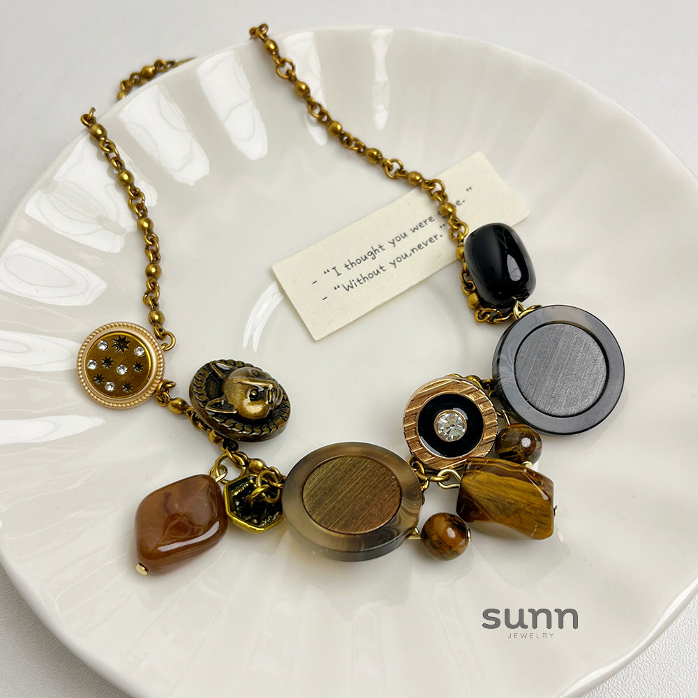Reyah Tiger Eye Brass Necklace [QL4Y77K5]