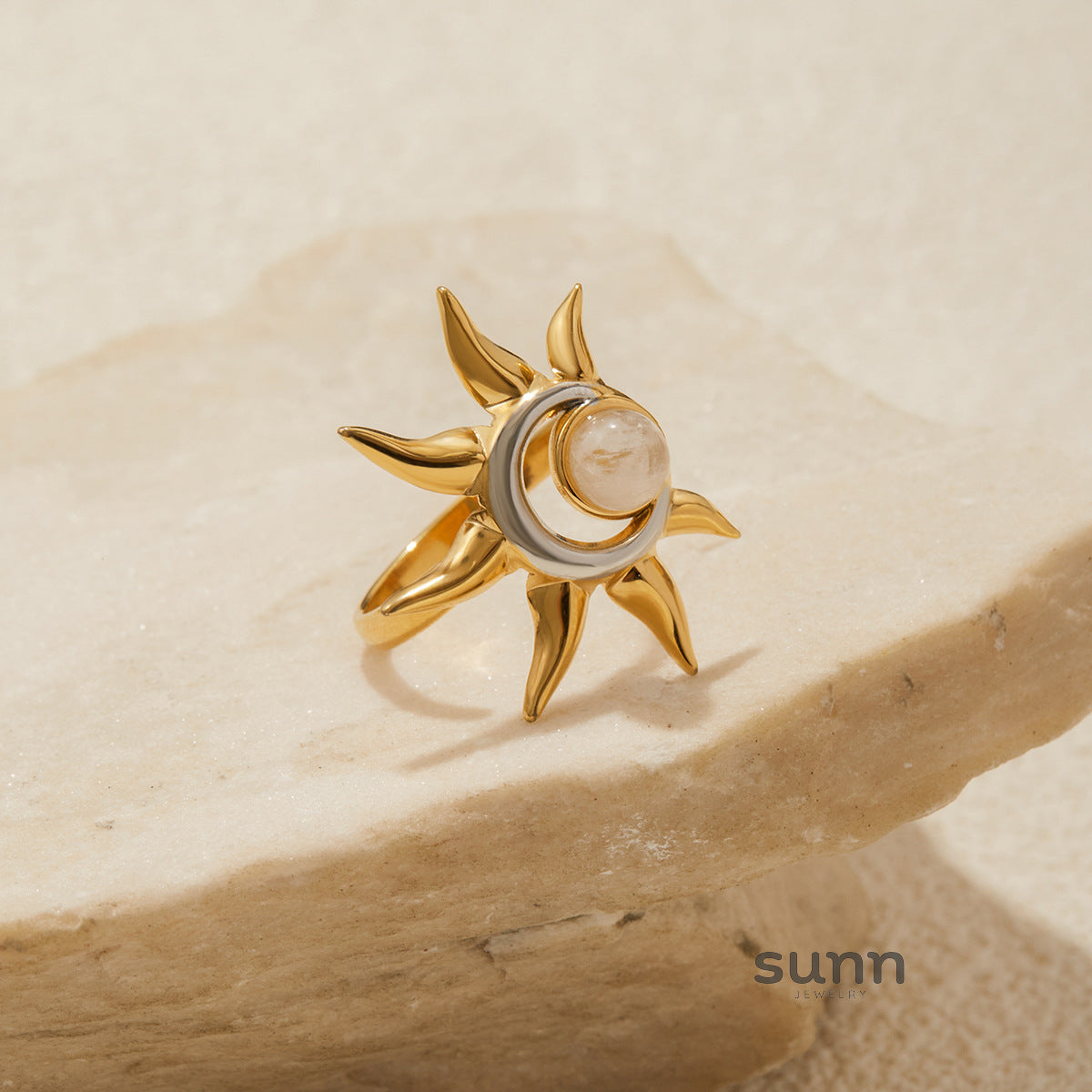 Rhyleigh Celestial Sunstone Ring [N6FCDQK8]