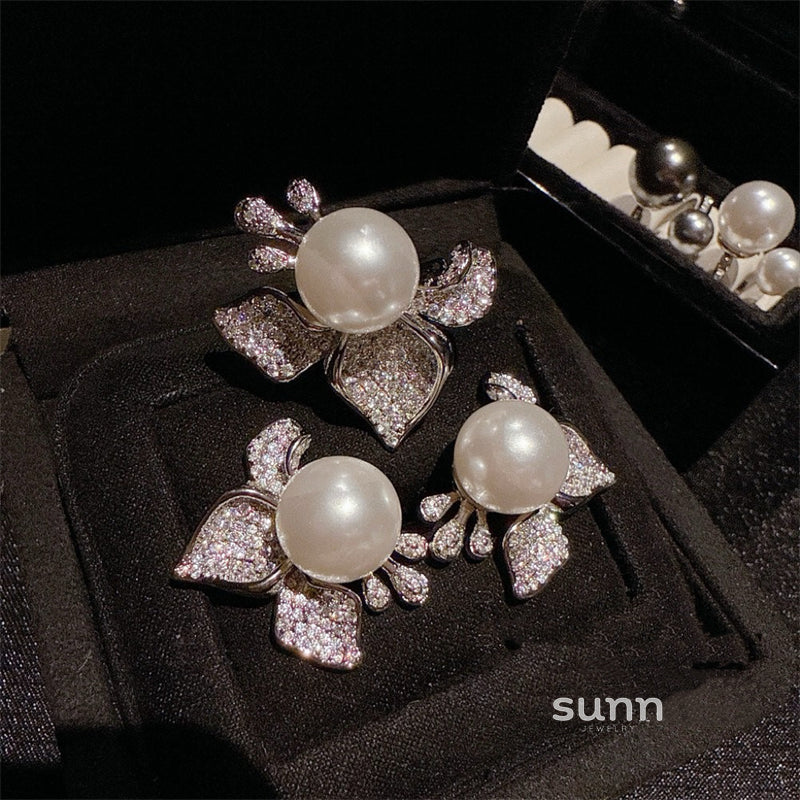 Ria Iris Pearl Ring Set [1UJSCBCU]