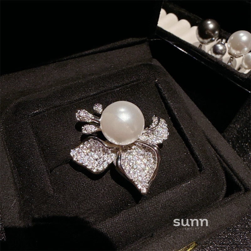 Ria Iris Pearl Ring Set [3JOCSVOM]