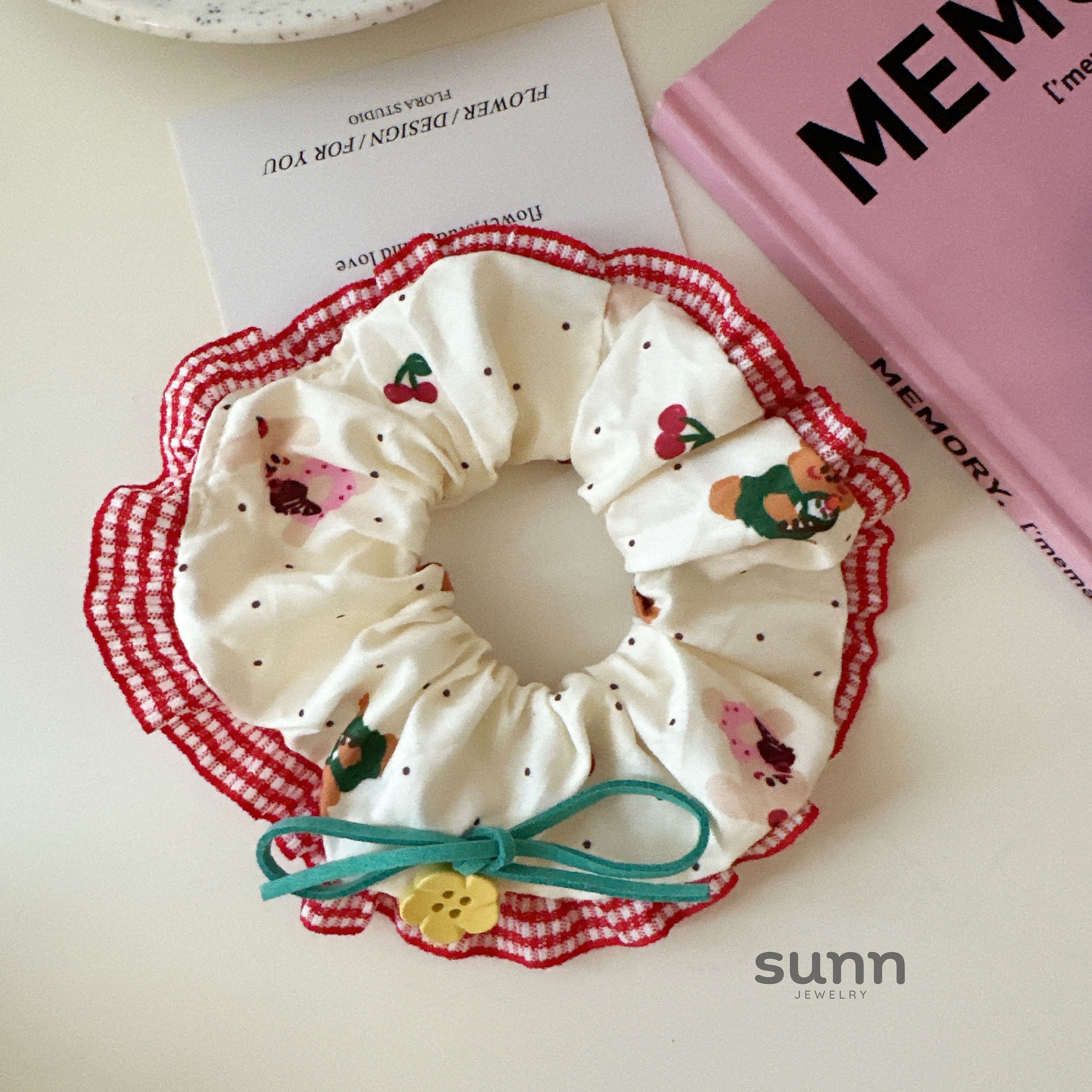 Richelle Blossom Charm Scrunchie [D9GBEC5P]