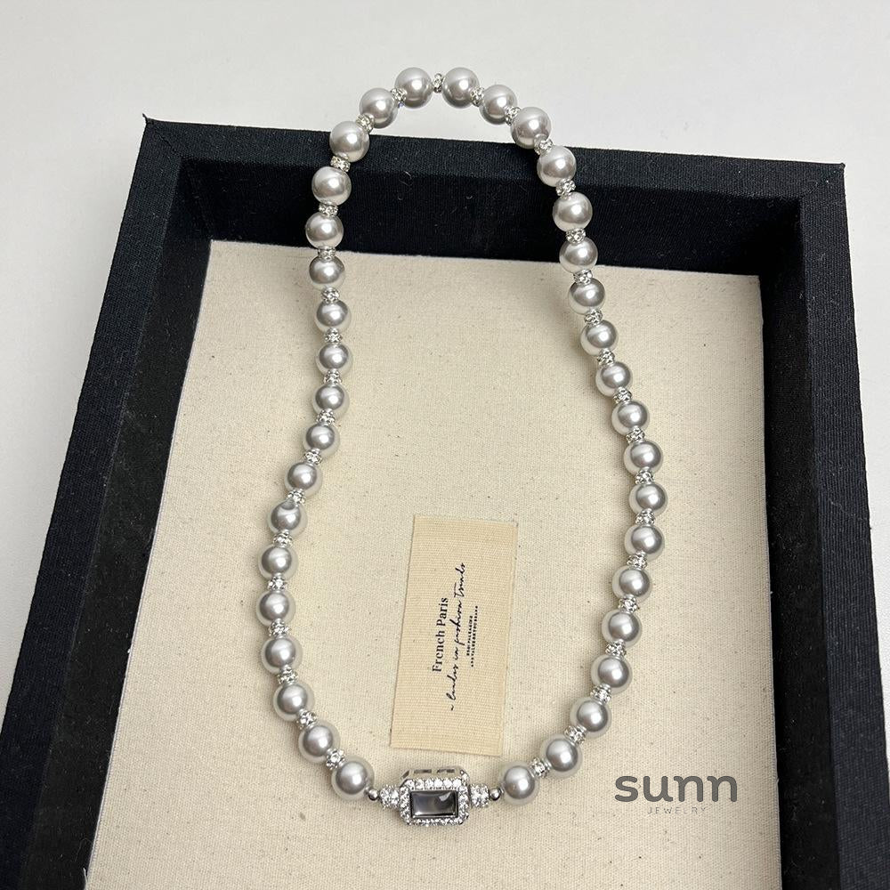 Richelle Gray Pearl Necklace [BZJF56FK]