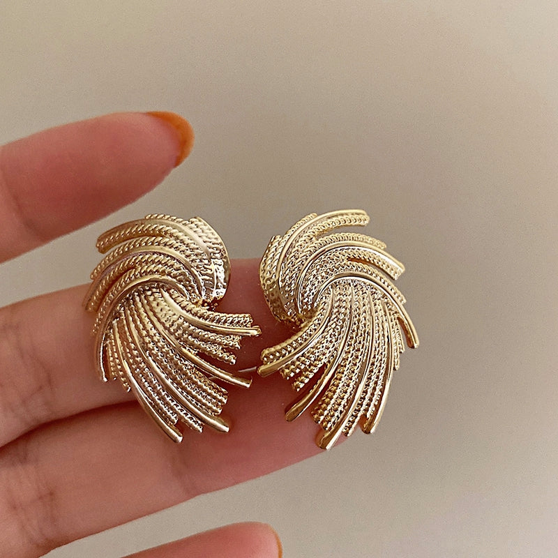 Rielle Geometric Drop Earrings [F9GOKLNT]