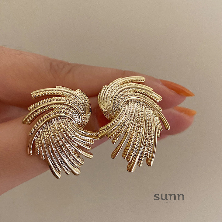 Rielle Geometric Drop Earrings [J736EZRH]