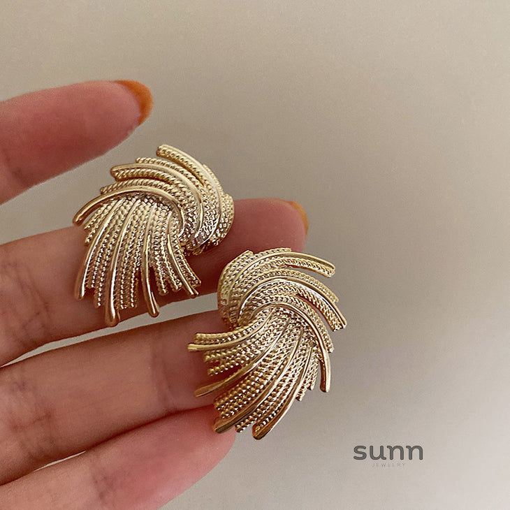 Rielle Geometric Drop Earrings [L2STYNVE]