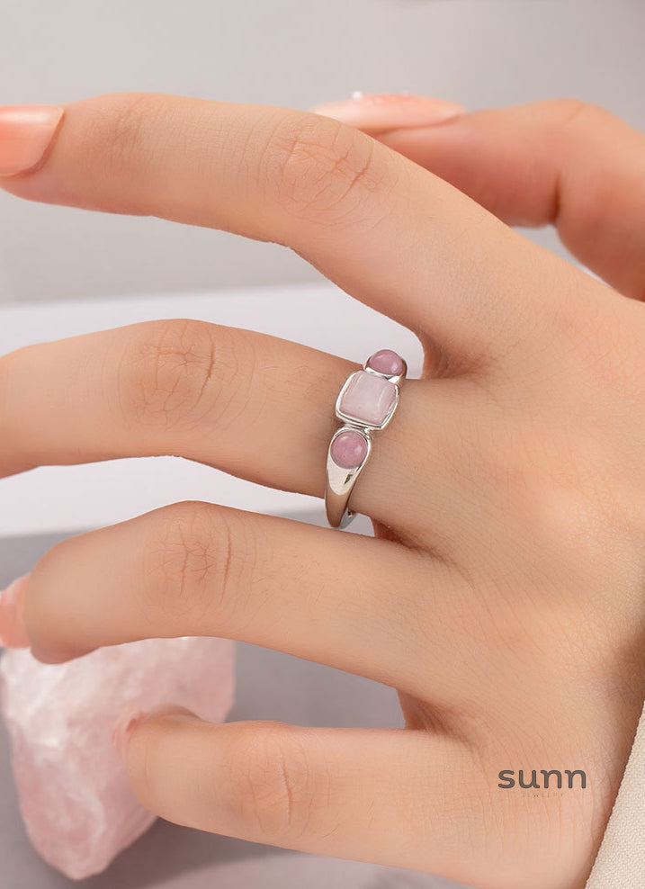 Rikki Pink Crystal Geometric Ring [LFC7FA6G]