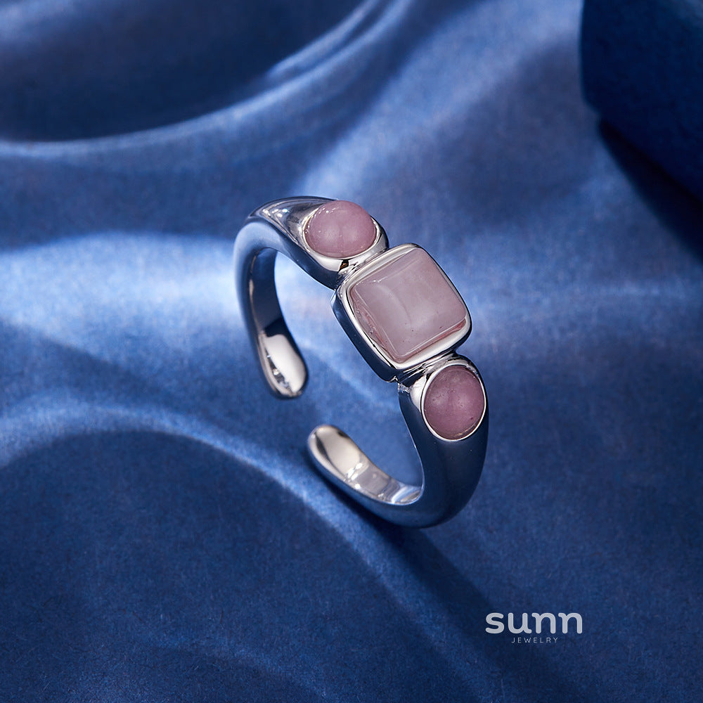 Rikki Pink Crystal Geometric Ring [AXM5NZWN]