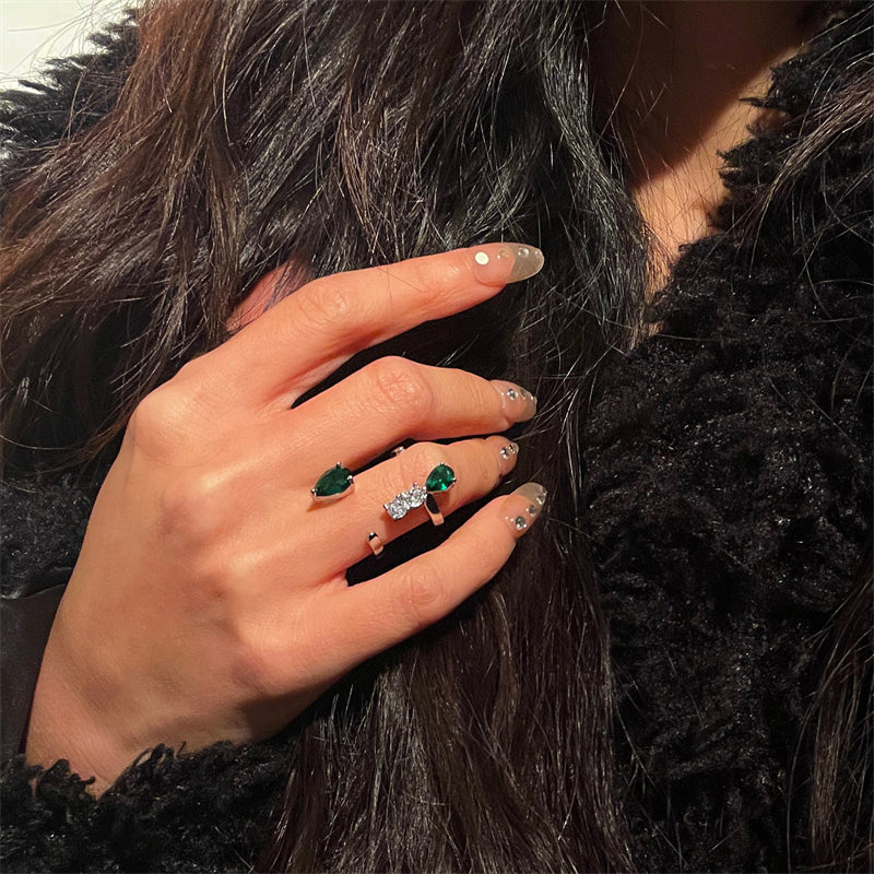 Rilee Emerald Teardrop Ring