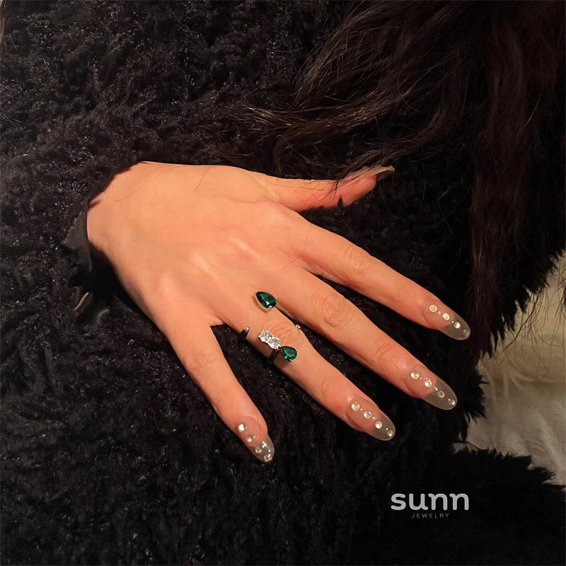 Rilee Emerald Teardrop Ring