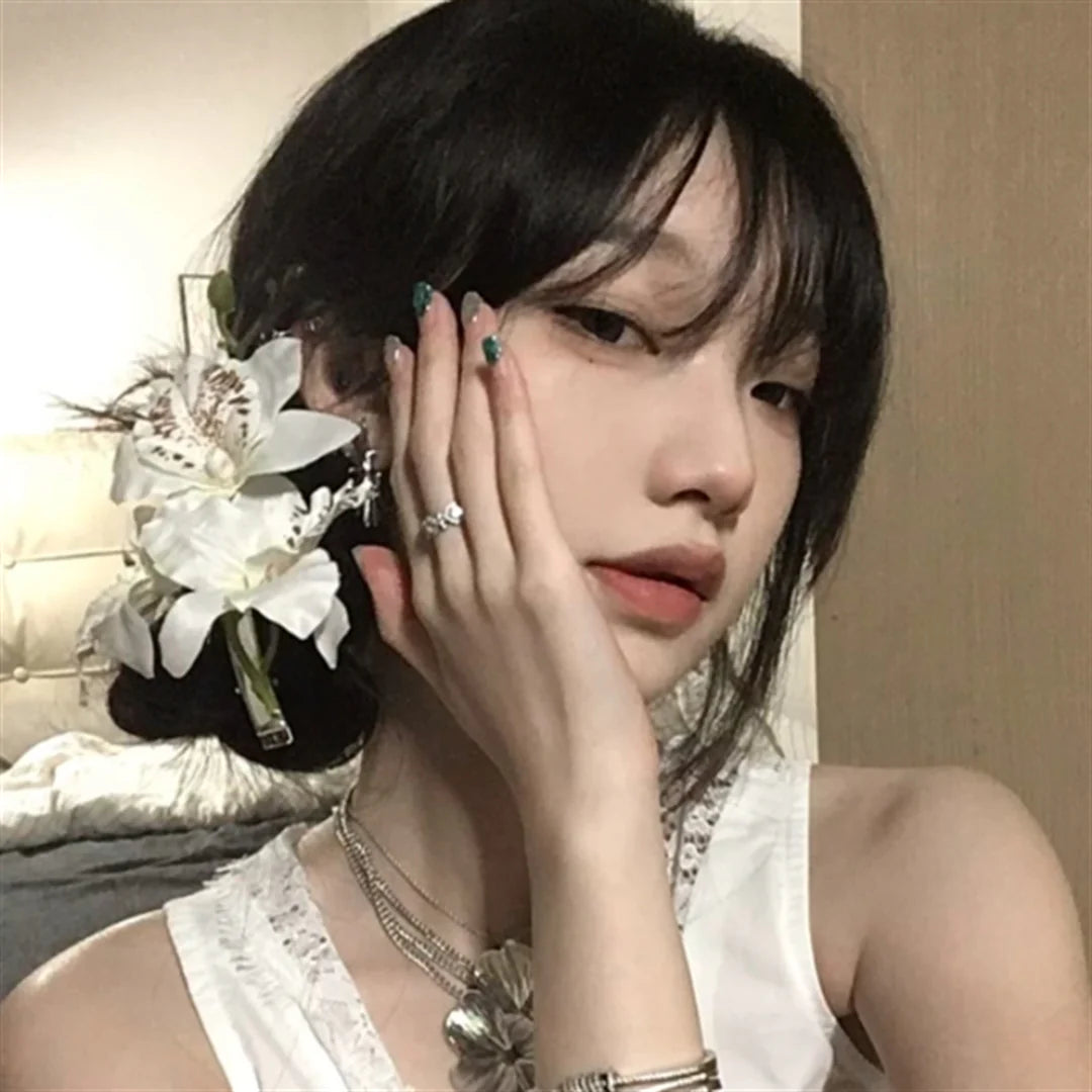 Riley Elegant Orchid Hair Clip