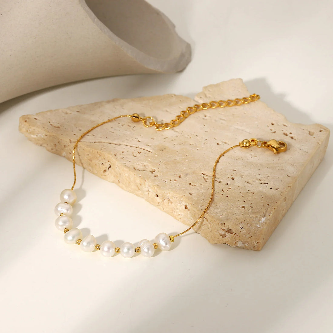 Riley Pearl Chain Bracelet