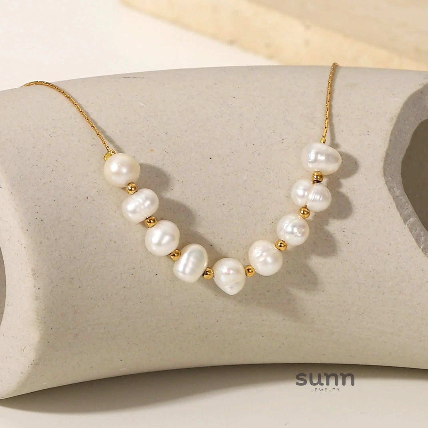 Riley Pearl Chain Bracelet