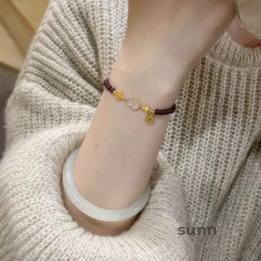 Risa Garnet Gourd Bracelet