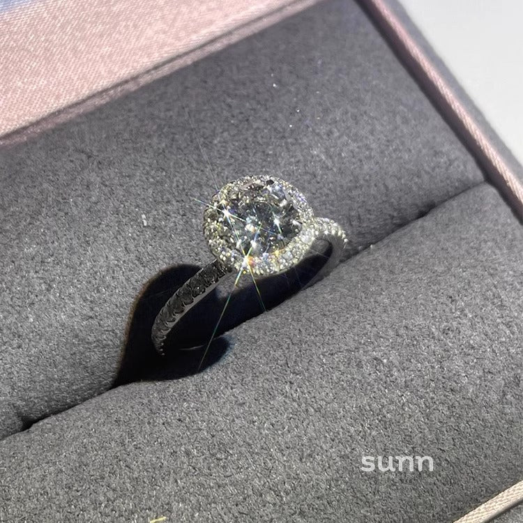 Rita Moissanite Couple Band