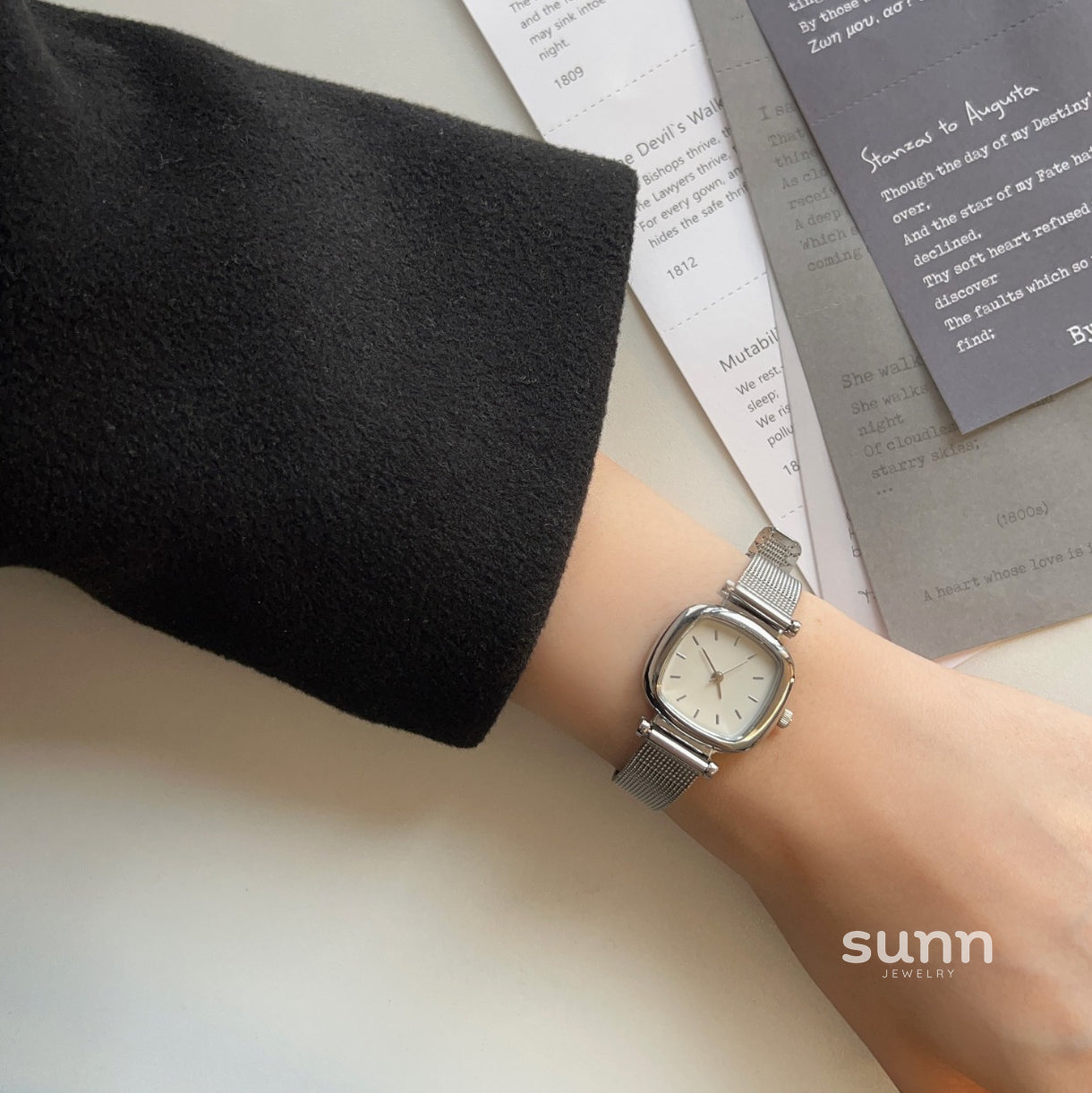 Rita Square Quartz Watch [3IEJLIF2]