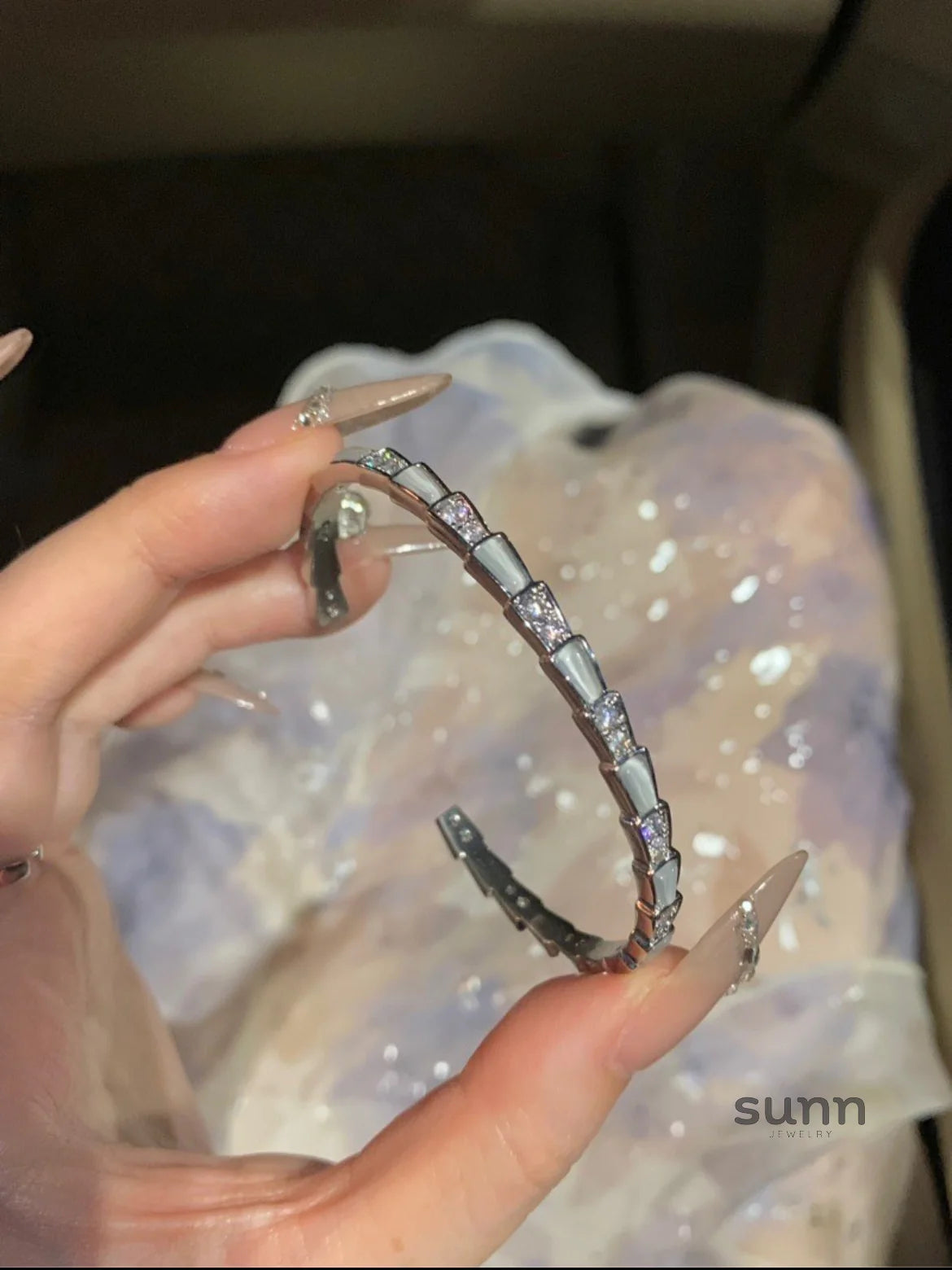 Riyah Mother-of-Pearl Bangle