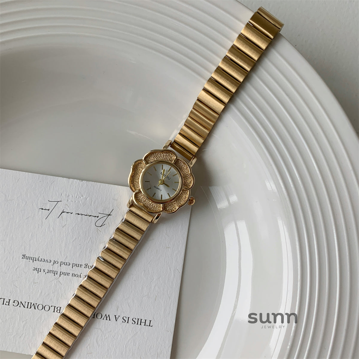 Rochelle Camellia Bloom Watch [F0DQ61GG]