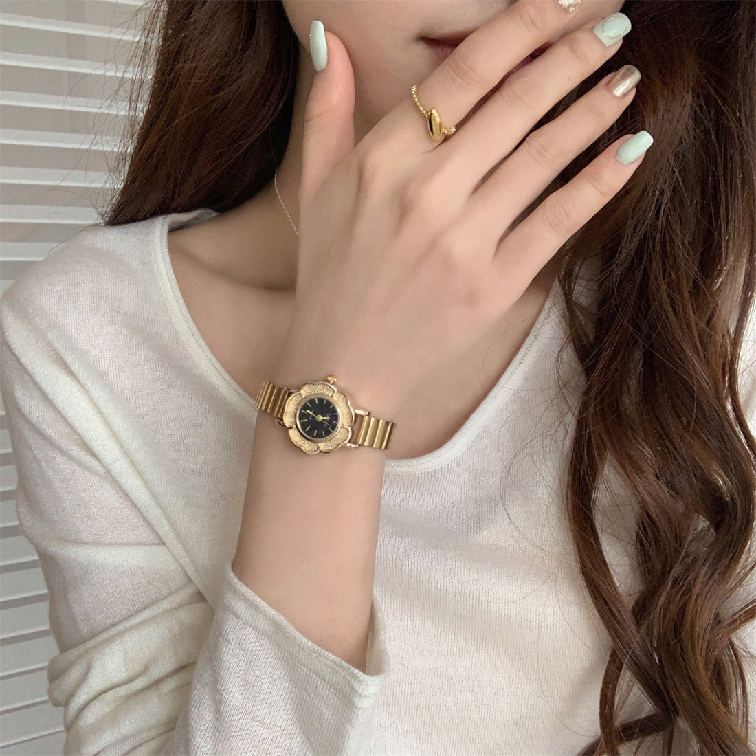 Rochelle Camellia Bloom Watch [CL6S4PJL]