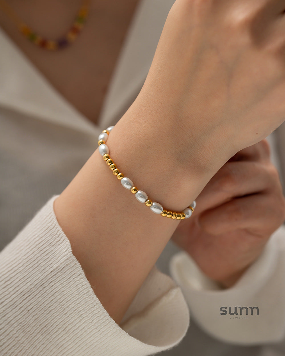 Roman Pearl Strand Bracelet [P98OLP6R]