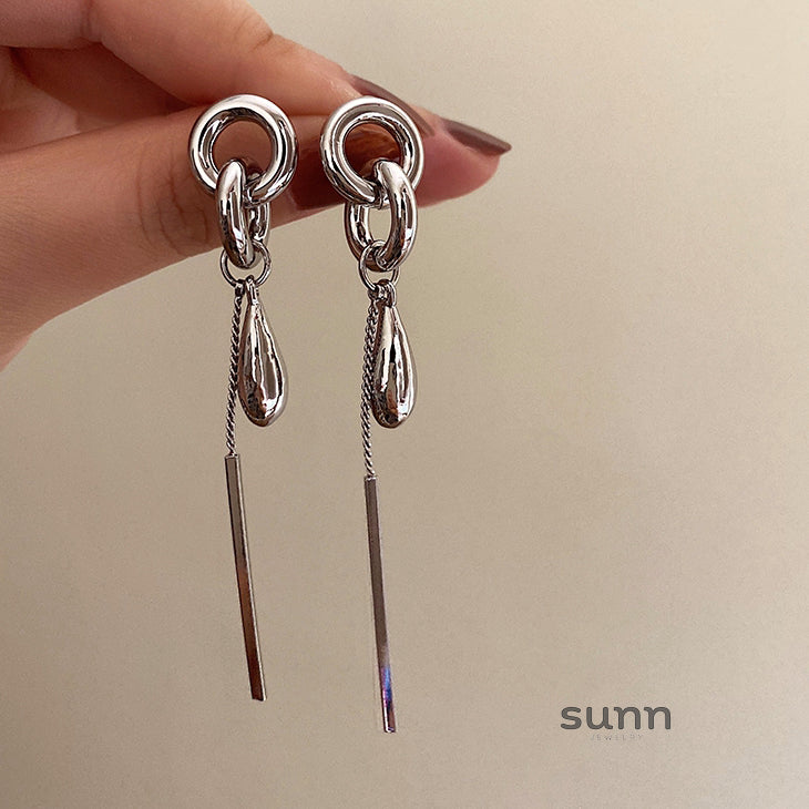 Roman Silver Tassel Earrings [9JA7WOL4]