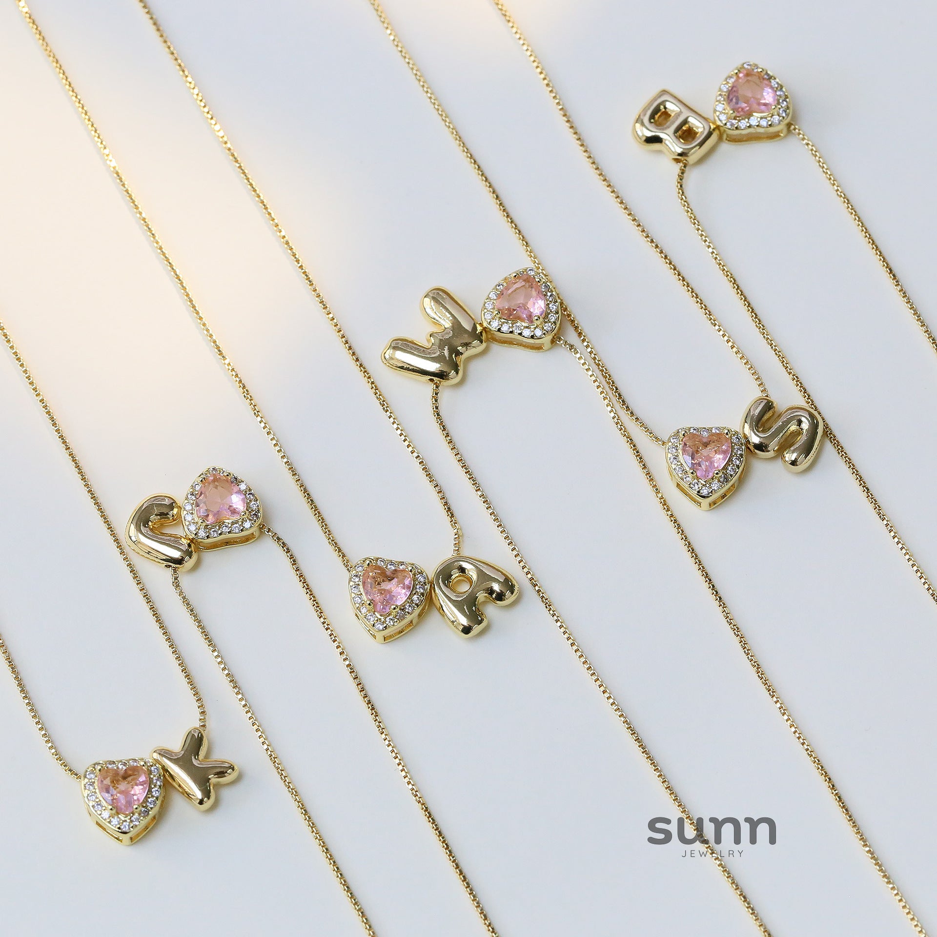 Rome Pearl Initial Necklace [NRLZXAH7]