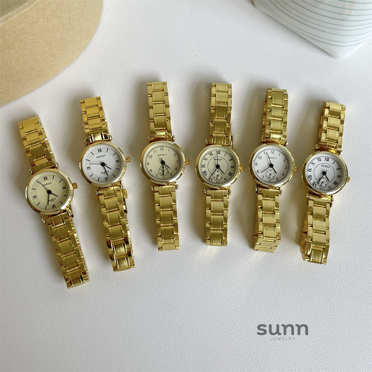 Rome Vintage Gold Watch [0T9GW9EY]