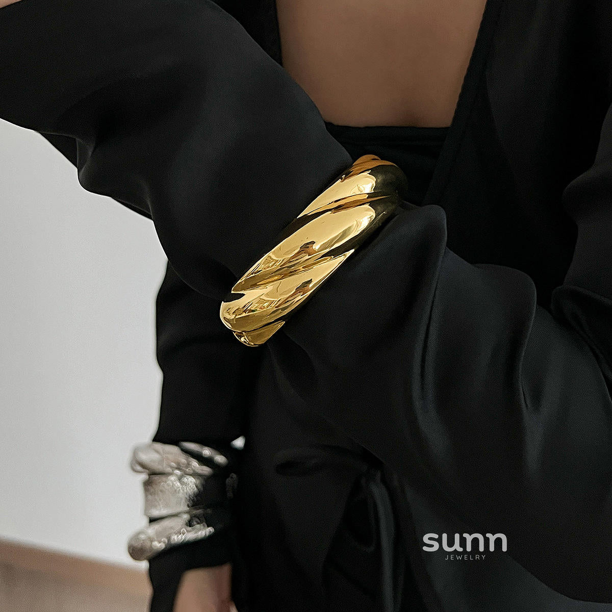 Romi Metal Statement Jewelry [86S9GXPO]
