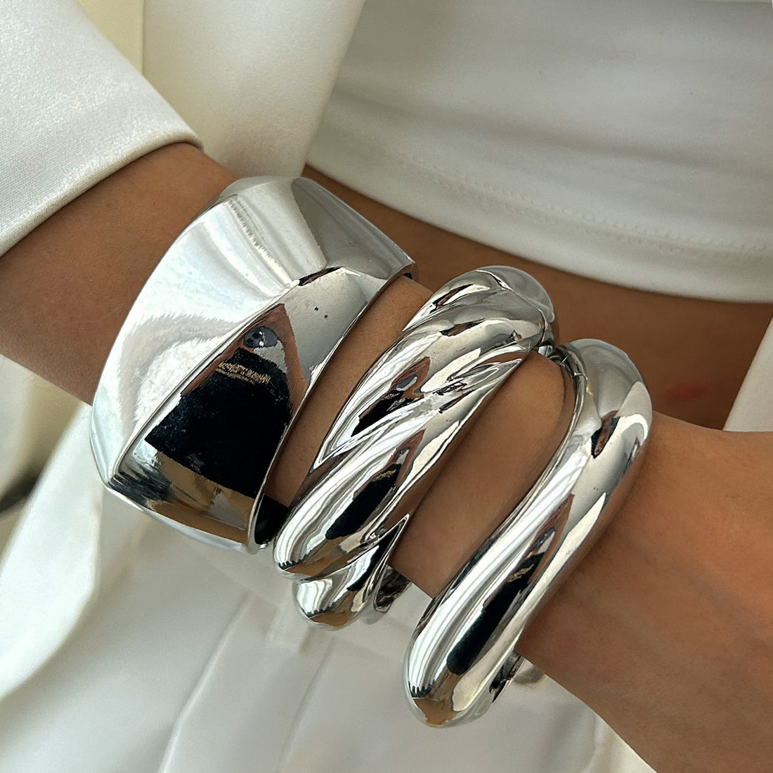 Romi Metal Statement Jewelry [VUBO1VJA]