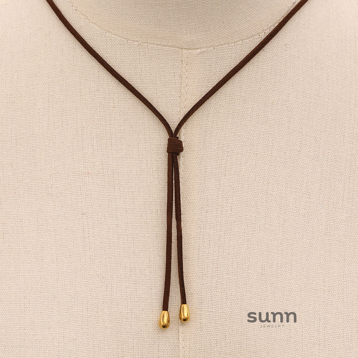 Romina Asymmetric Liquid Pendant Necklace [A0UPN8IK]