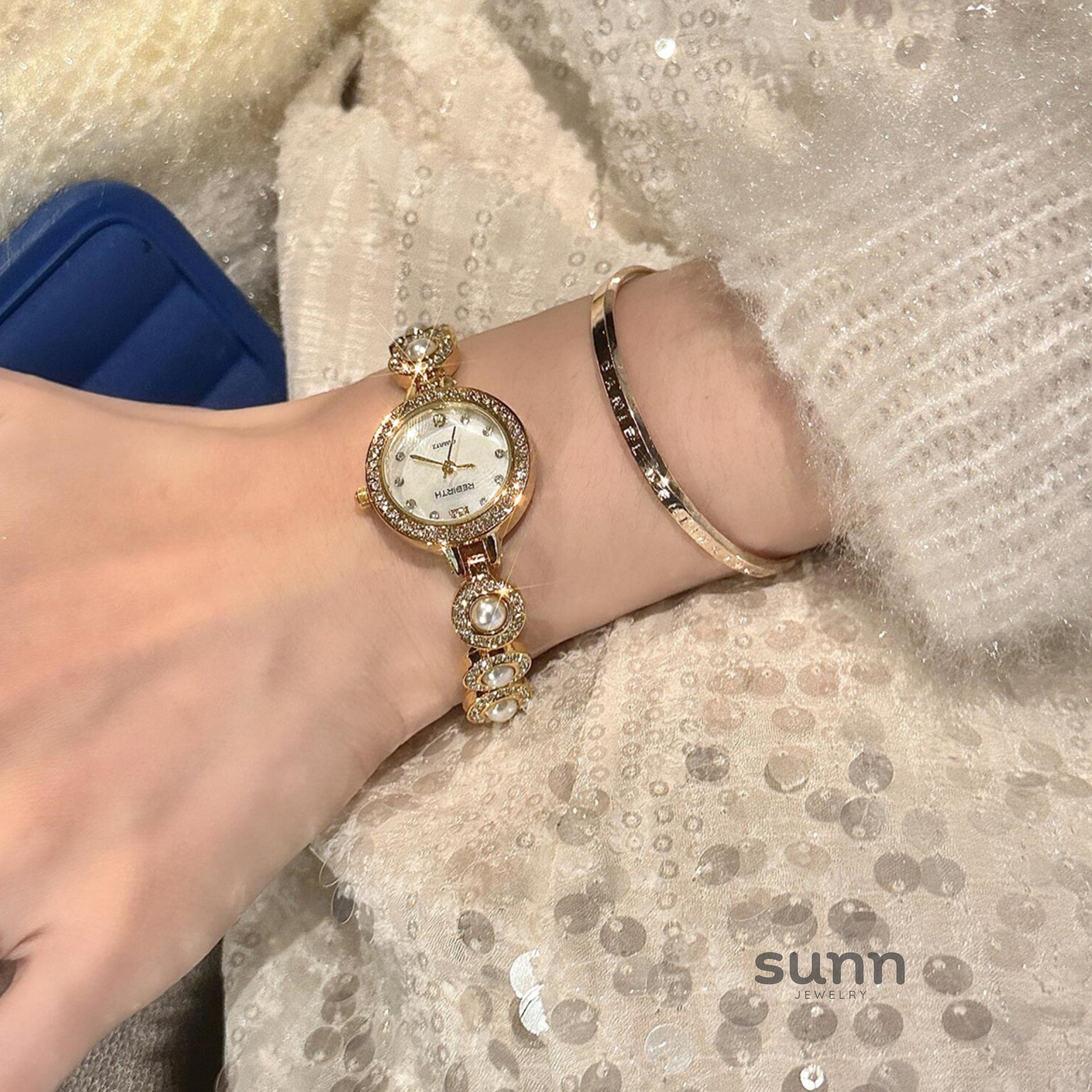 Romina Retro Starry Bracelet Watch [4J8OY99P]