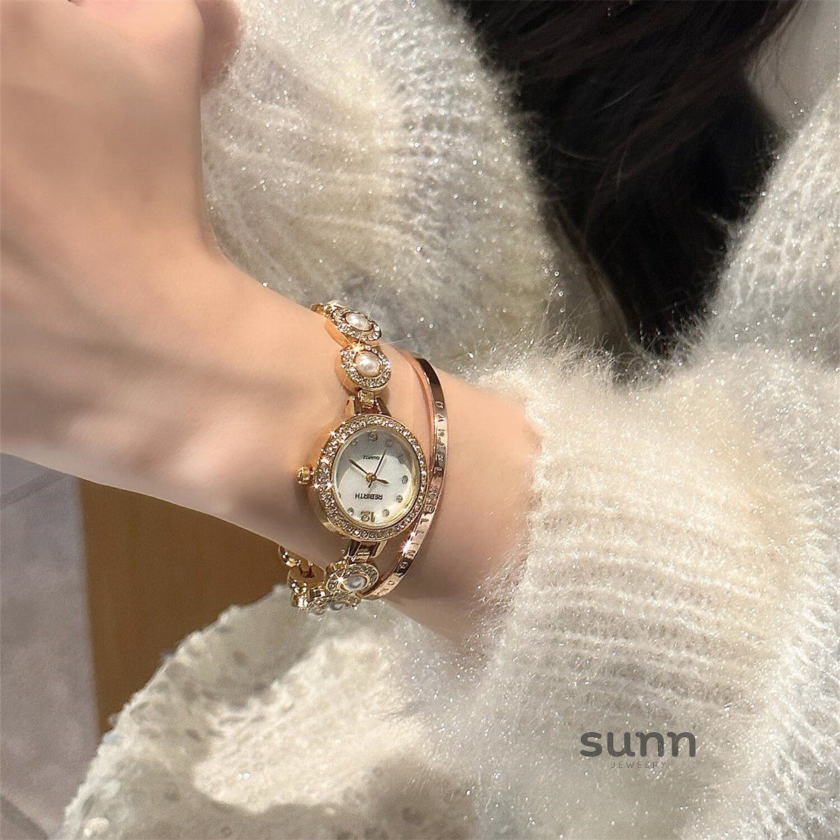 Romina Retro Starry Bracelet Watch [HO0T9PVQ]