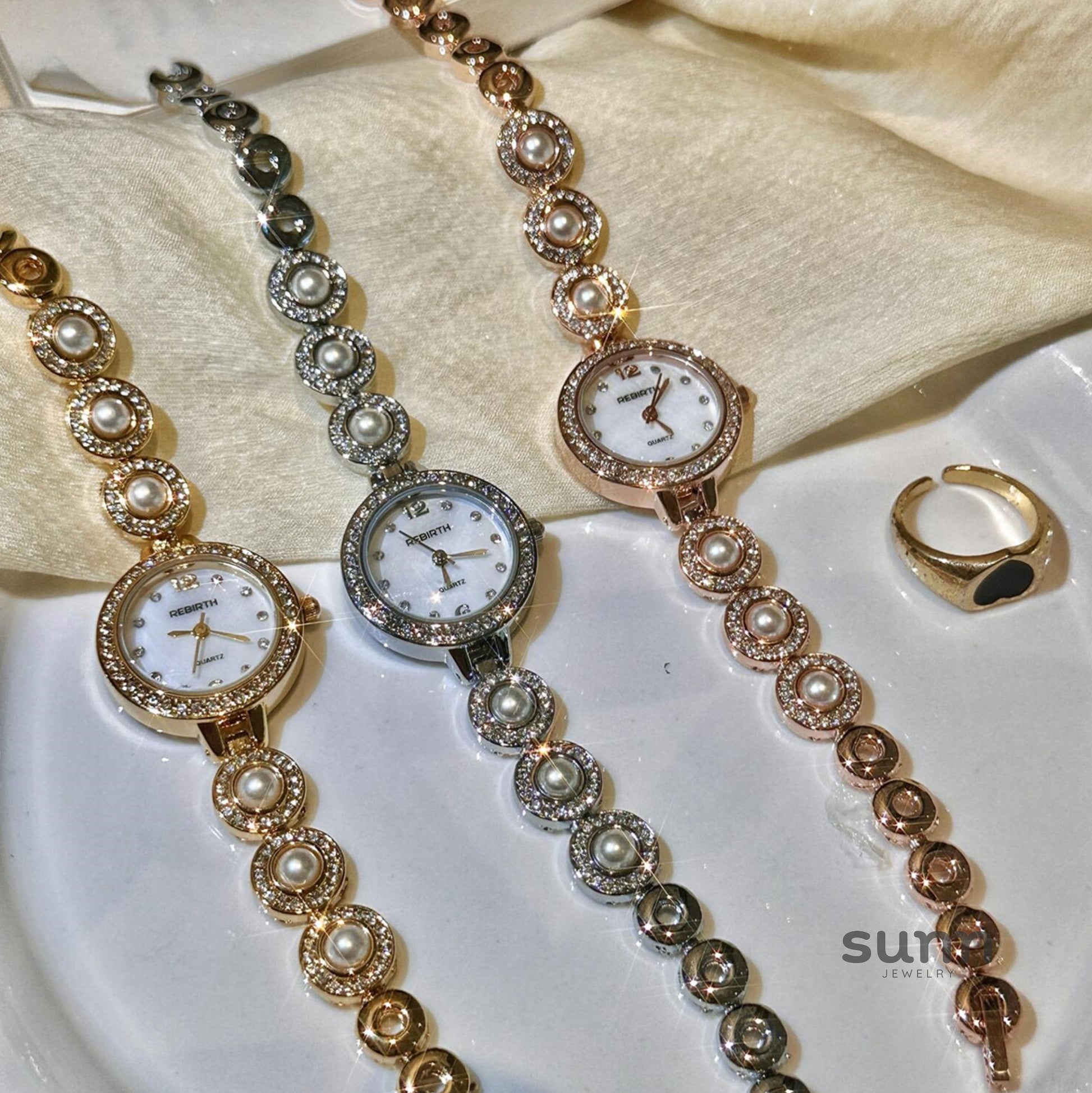 Romina Retro Starry Bracelet Watch [S6DWVLHW]
