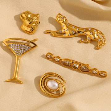 Rona Elegant Gold Brooch [N2DOHGAQ]
